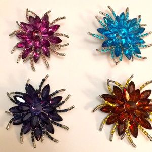 Floral clusters rhinestone brooches in 4 colors